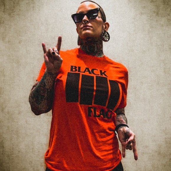 Meet your Posher, Aubrey - Picture 2 of 2